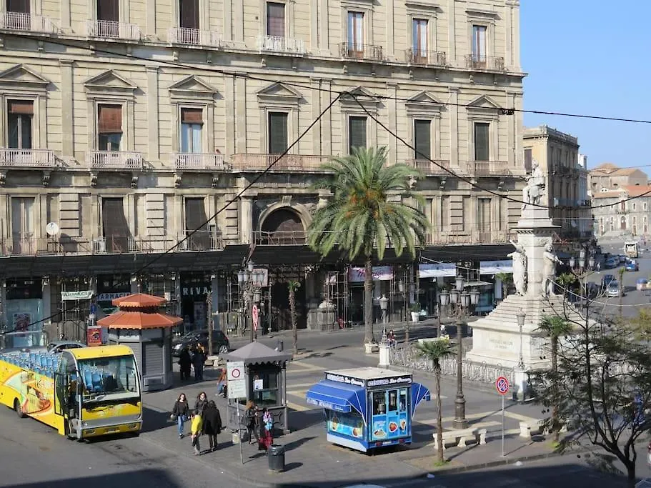 Stesicoro-Duomo Elegante Appartamento In Centro Catania